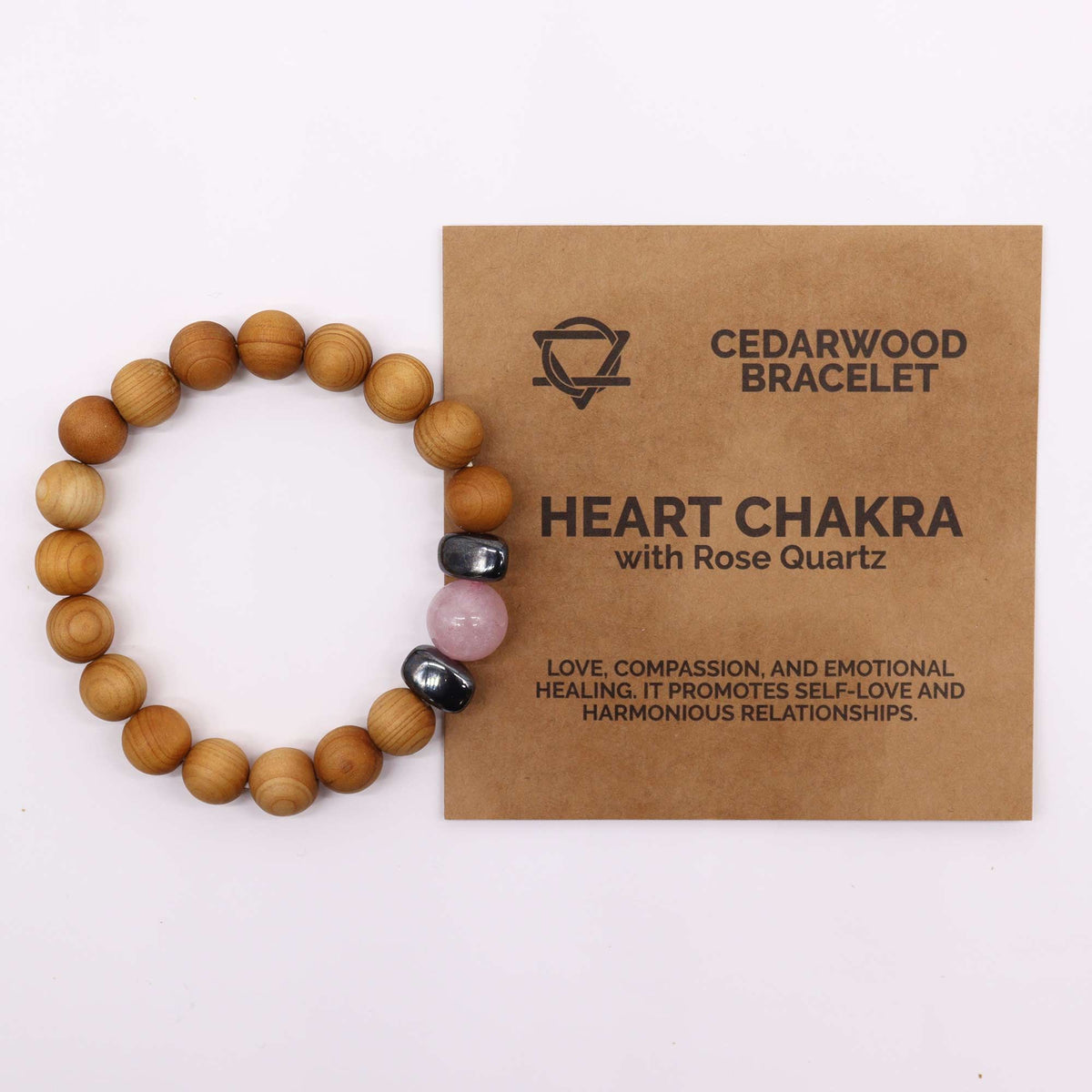 Bangle Chakra del Cuore in Cedro con Quarzo Rosa