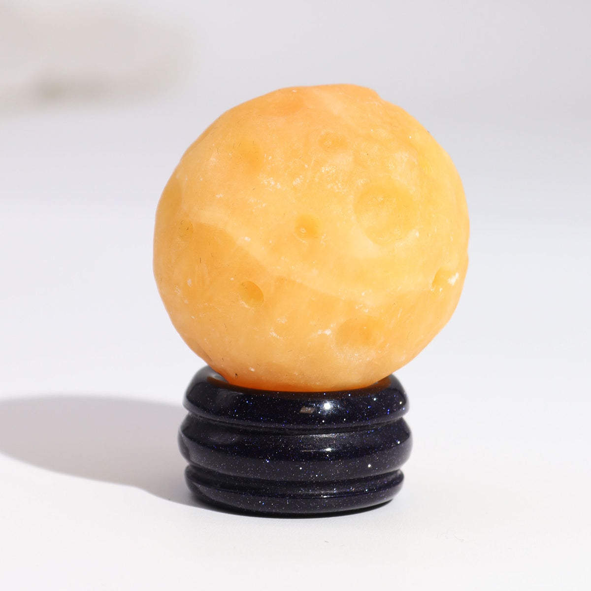 Pianeta in Giada Gialla su Base in Goldstone Solare - 40mm (base 30x15mm)