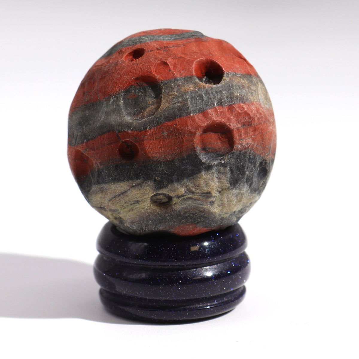 Pianeta in Diaspro Rosso su Base in Goldstone Solare - 40mm (base 30x15mm)