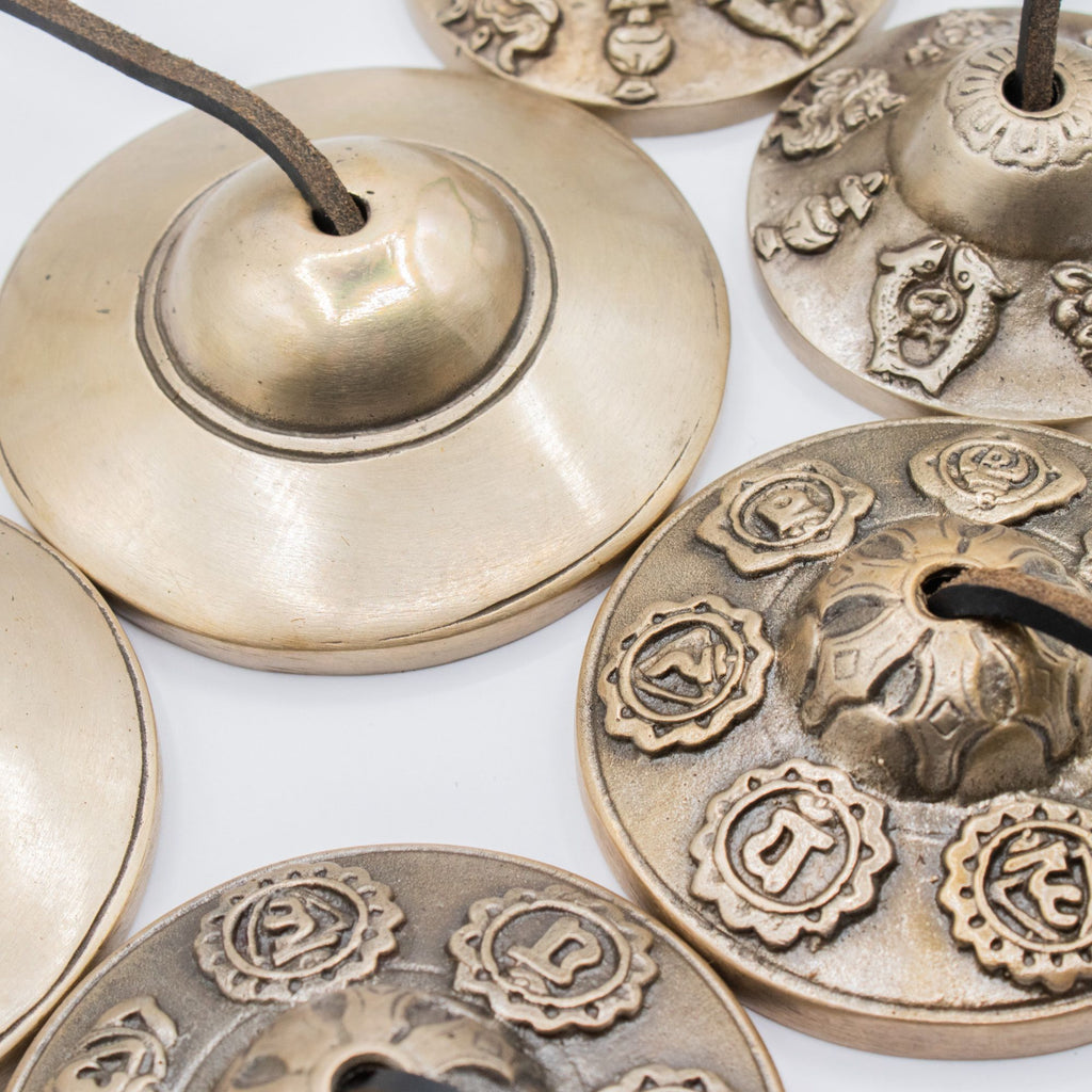 Tingsha tibetani in ottone – Modello tradizionale liscio, circa 7,5 cm