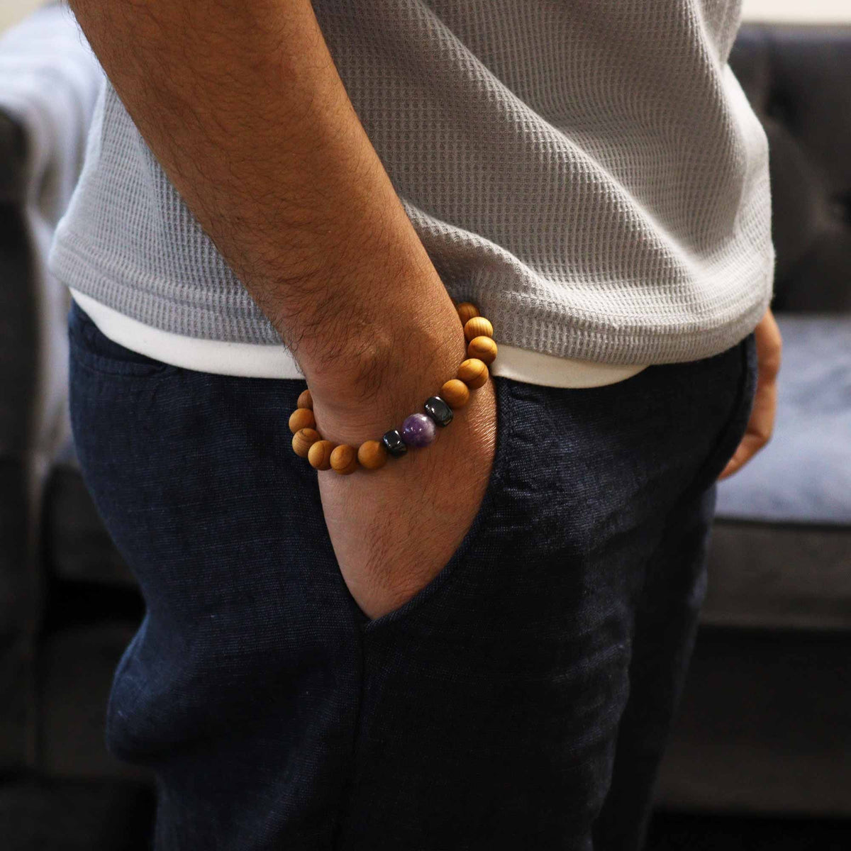 Bangle Chakra del Terzo Occhio in Cedro con Ametista