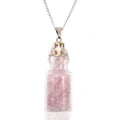 Collana con boccetta di quarzo rosa