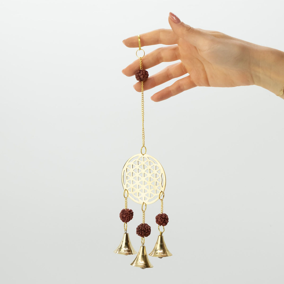 Campanelli Indiani - Fiore della Vita in Ottone con Perle Rudraksha - 3 Campane - 6x27cm