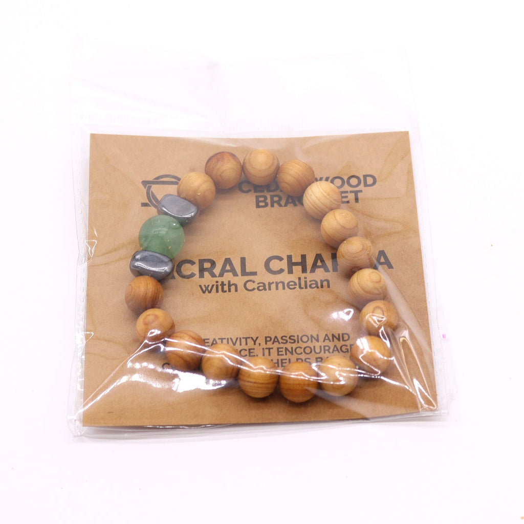 Bangle Chakra Sacrale in Cedro con Avventurina