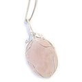 Collana in Quarzo Rosa con Avvolgimento a Spirale