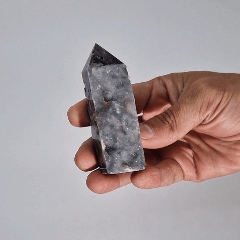 Torre in Calcite Naturale con Lati Lucidati - 9–11 cm