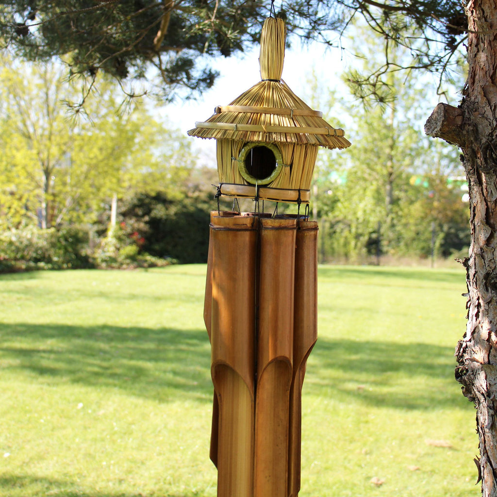 Casetta per Uccelli Rotonda Grande in Erba Marina con Campanelli - 56x20cm
